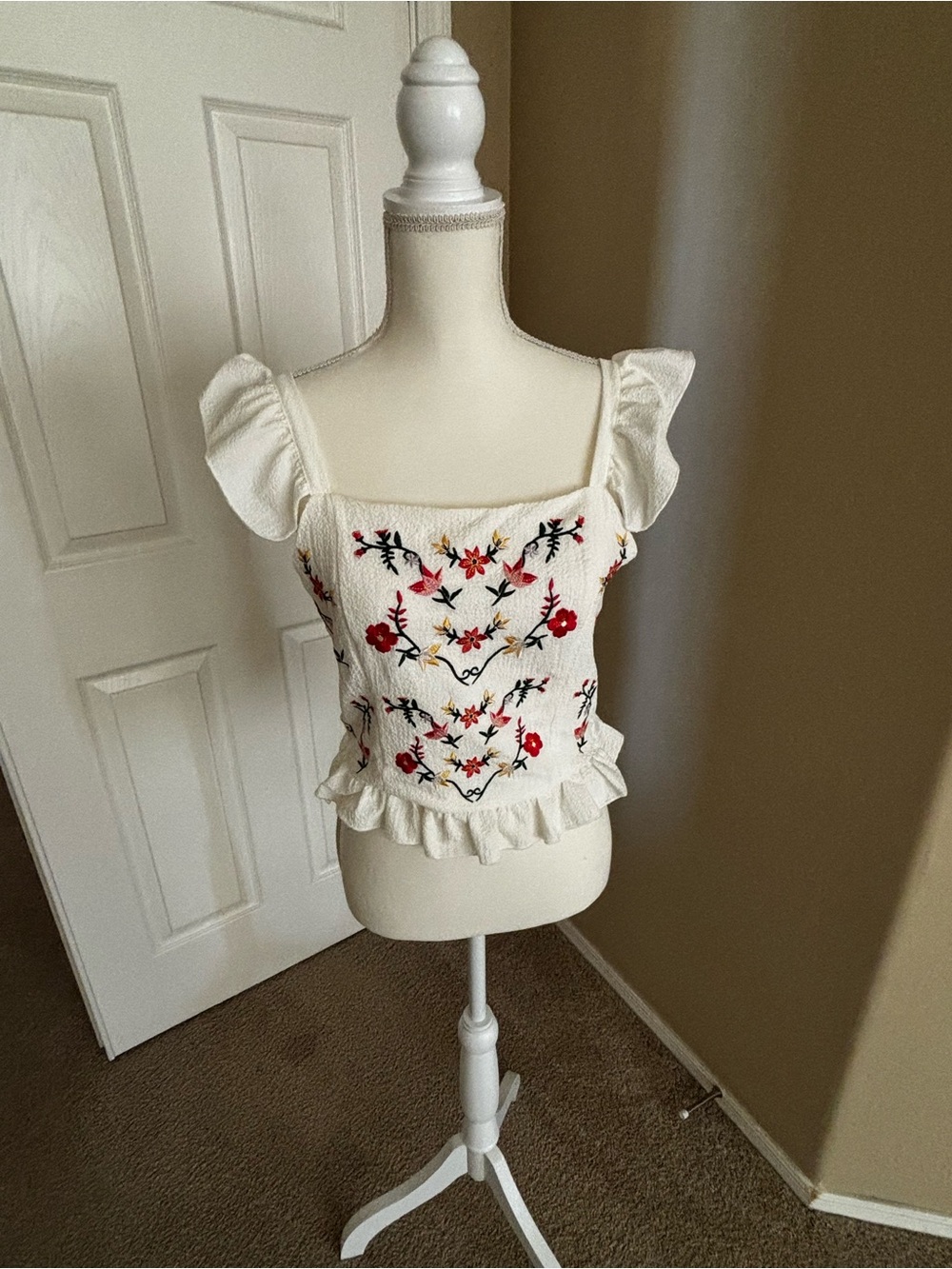 SHEIN flower top 
Worn twice 
Size large